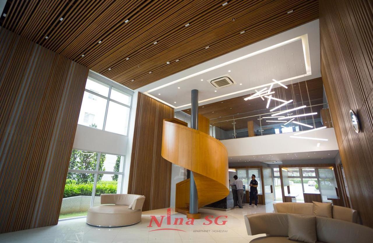 High Floor, Near Secc, Swimming View, Scenic Valley, Free Breakfast * Ho Chi Minh City