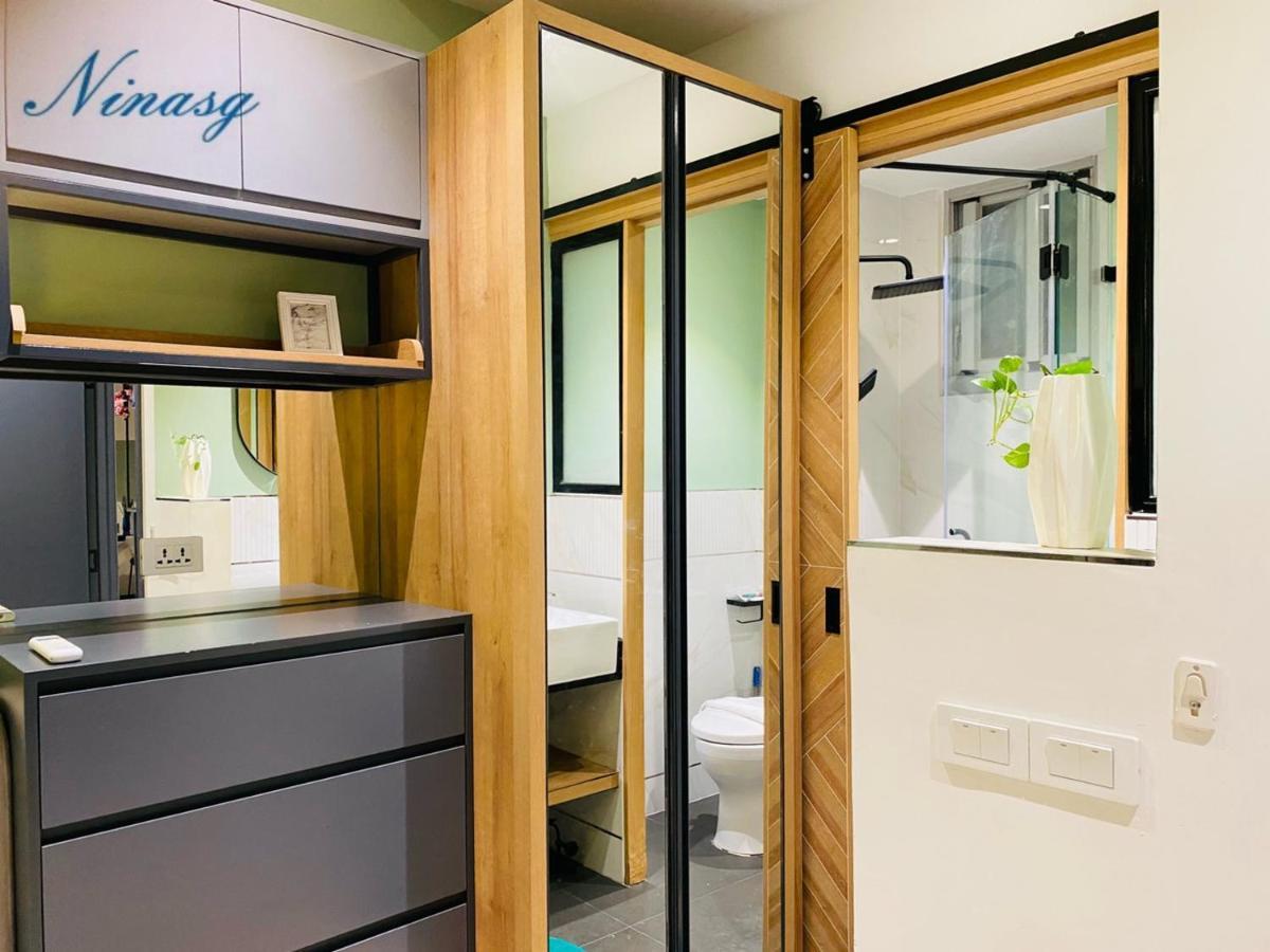 High Floor, Near Secc, Swimming View, Scenic Valley, Free Breakfast * Ho Chi Minh City