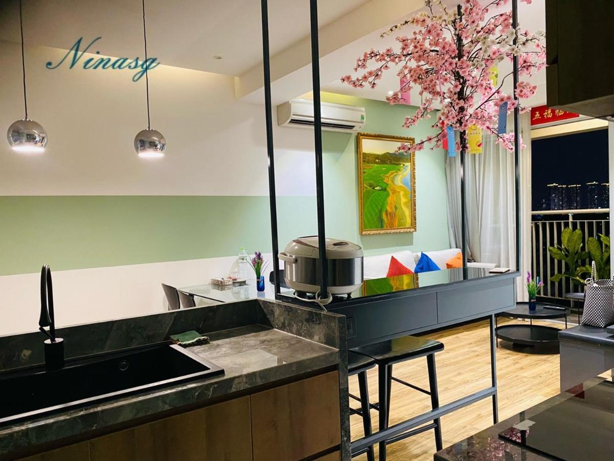 High Floor, Near Secc, Swimming View, Scenic Valley, Free Breakfast Apartment Ho Chi Minh City
