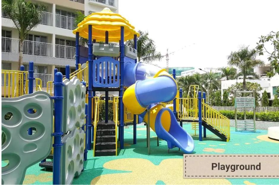 High Floor, Near Secc, Swimming View, Scenic Valley, Free Breakfast Apartment Ho Chi Minh City