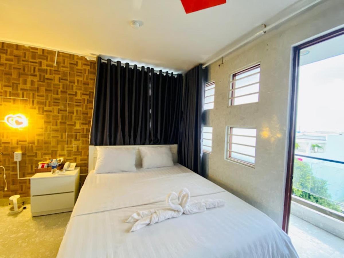 Jewel Hotel *