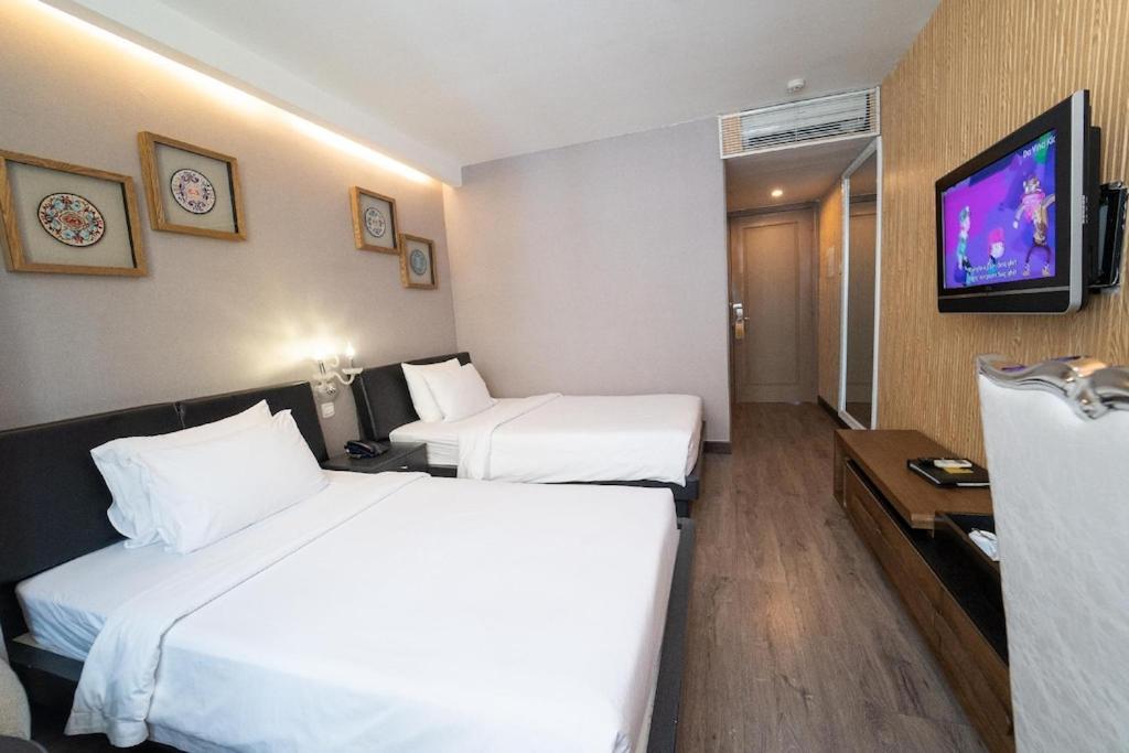 Hotel The White 8a Thai Lung