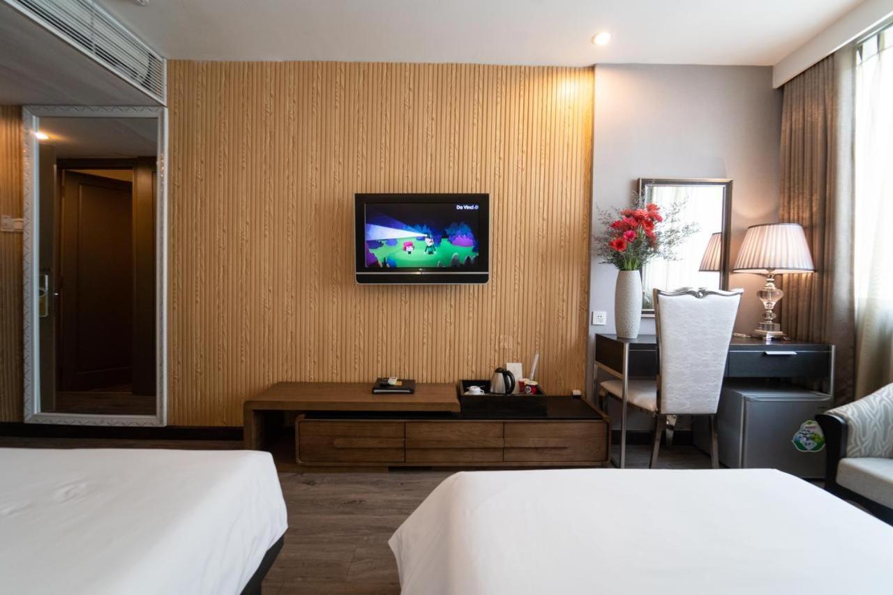 Hotel The White 8a Thai Lung