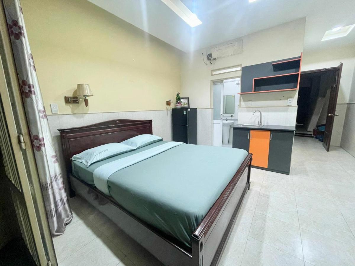 Dlux Saigon Airport Aparthotel