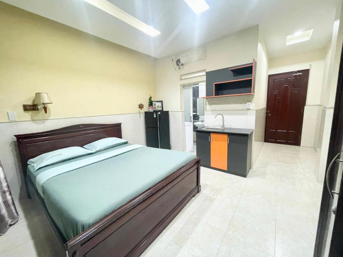 Aparthotel Dlux Saigon Airport *