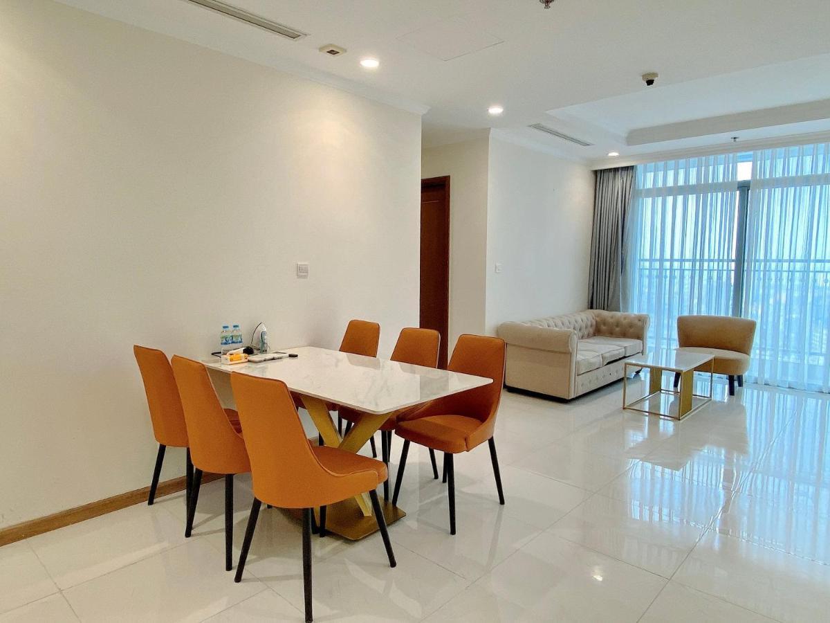 Cao House Saigon - Vinhomes Park Ho Chi Minh City