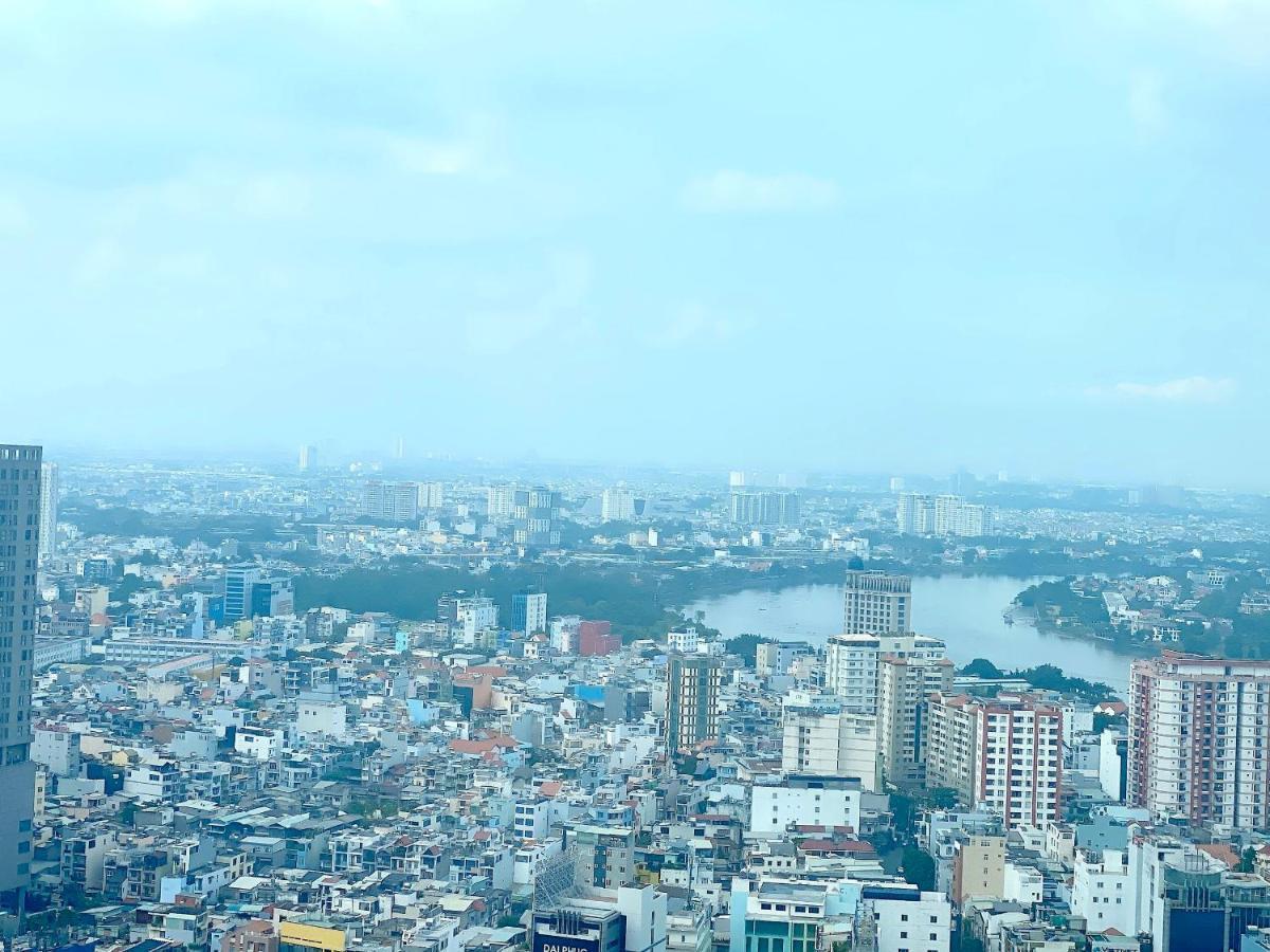 Cao House Saigon - Vinhomes Park Apartment *
