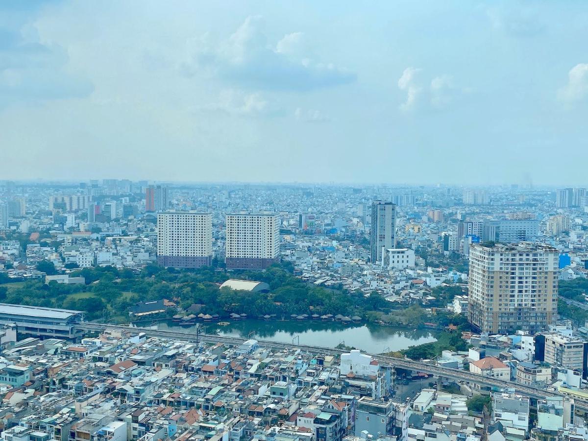 Cao House Saigon - Vinhomes Park Apartment *