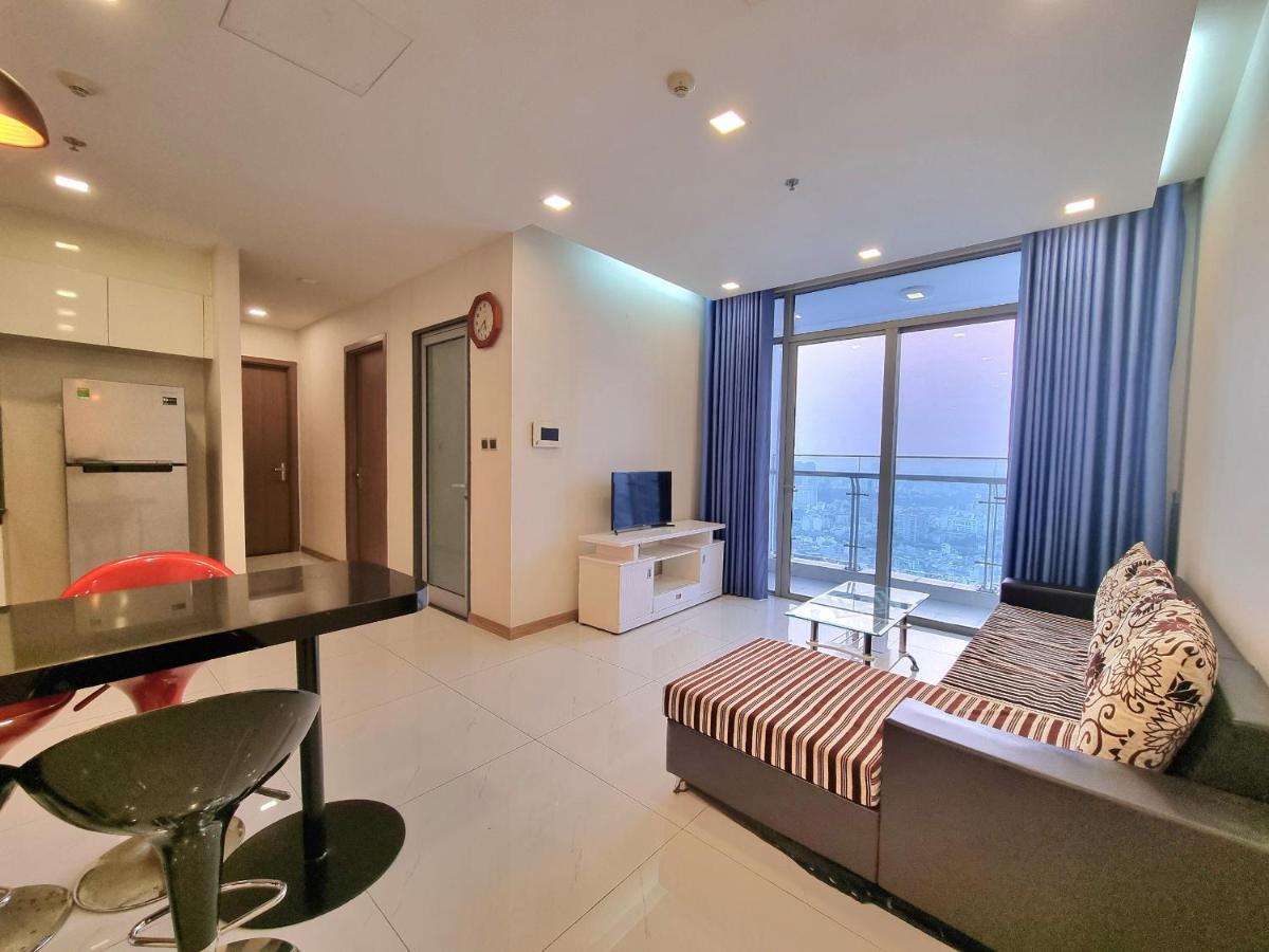 Apartment Cao House Saigon - Vinhomes Park *