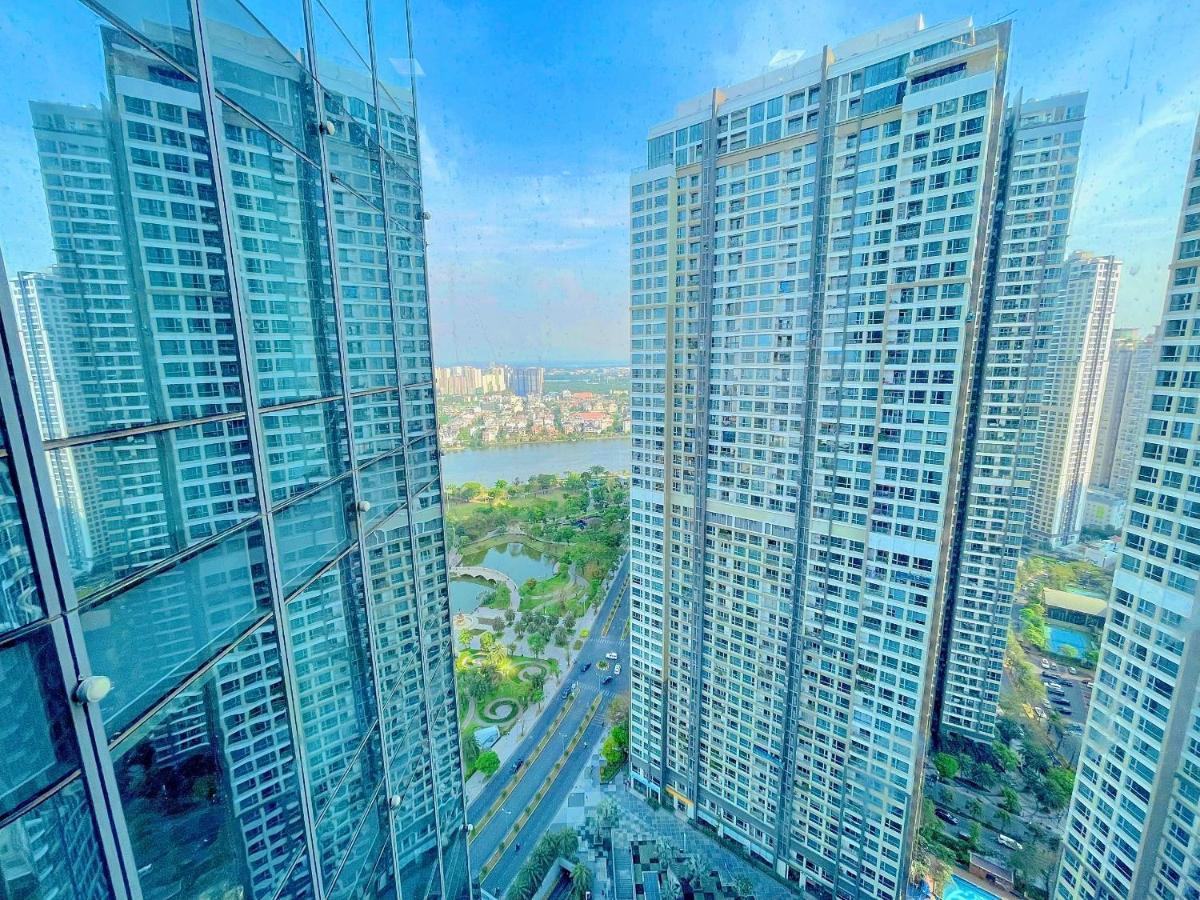 Cao House Saigon - Vinhomes Park