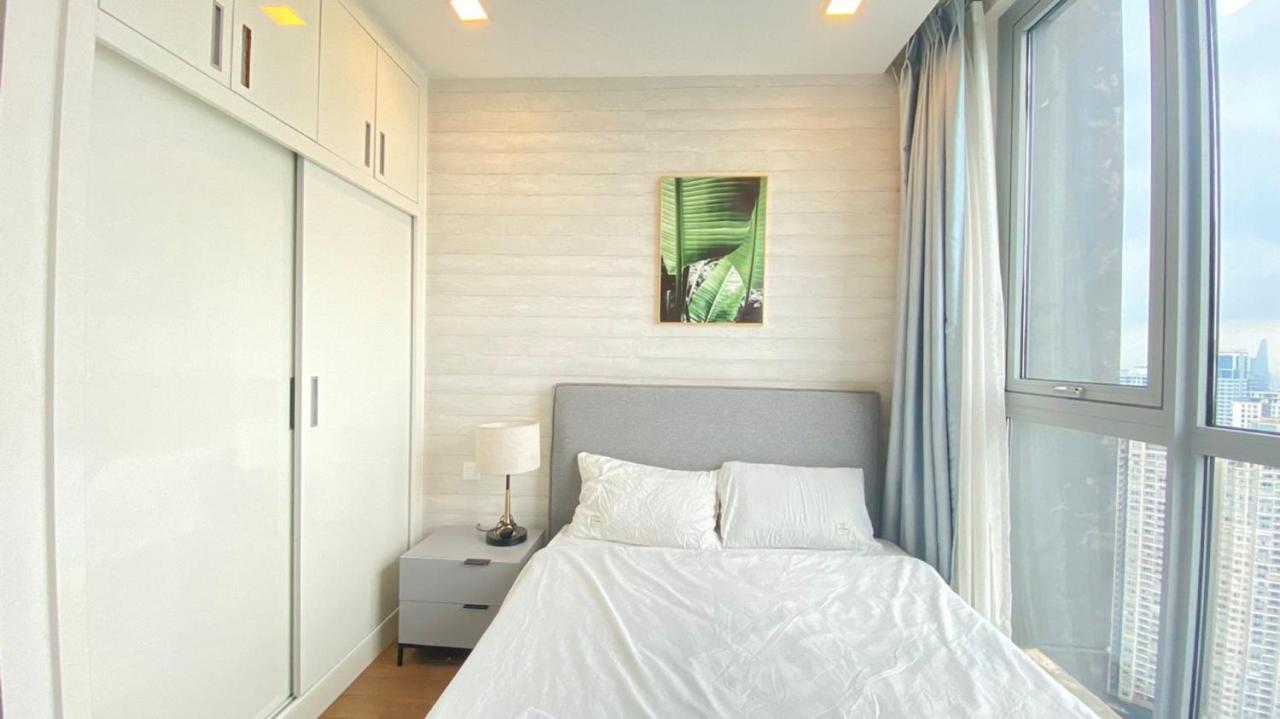 Cao House Saigon - Vinhomes Park Apartment