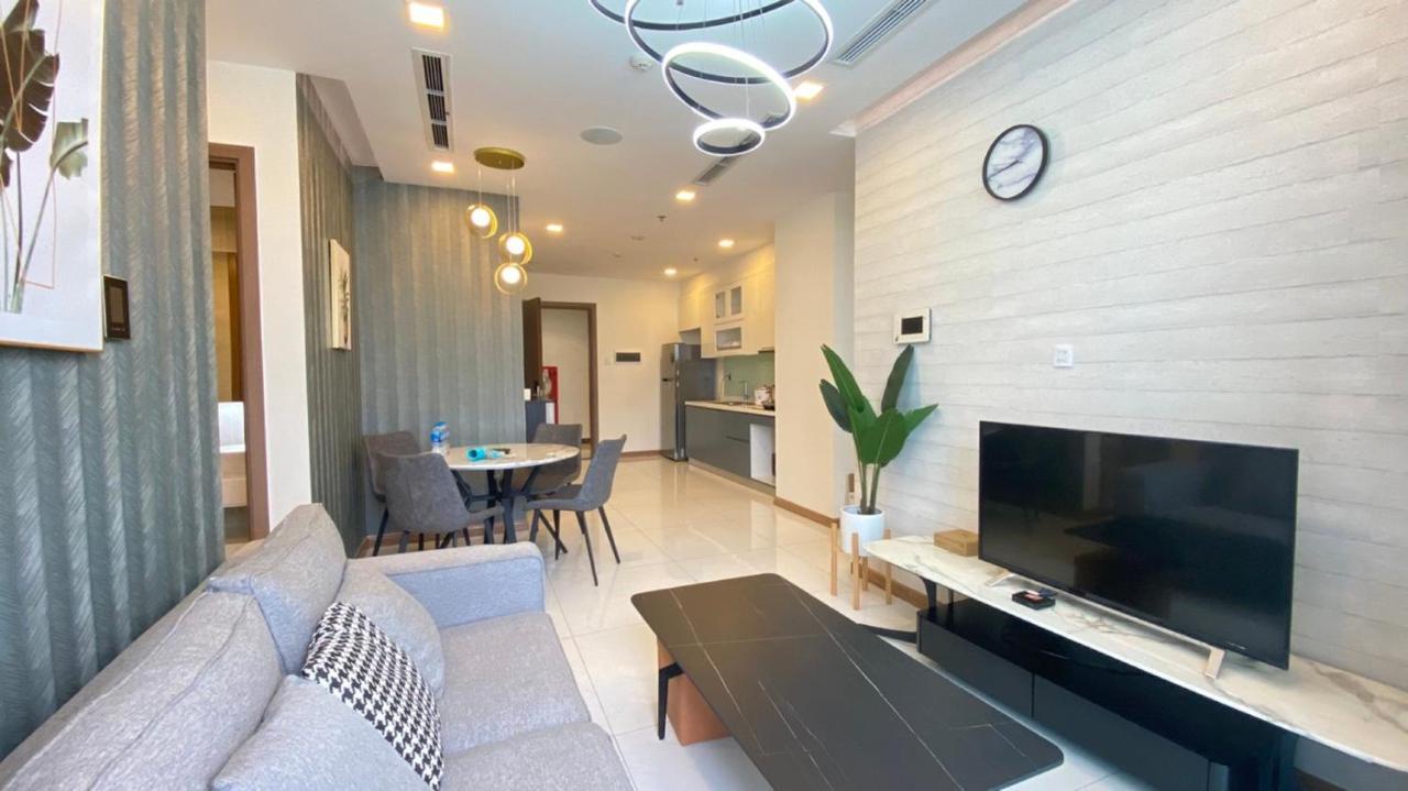 Apartment Cao House Saigon - Vinhomes Park Ho Chi Minh City