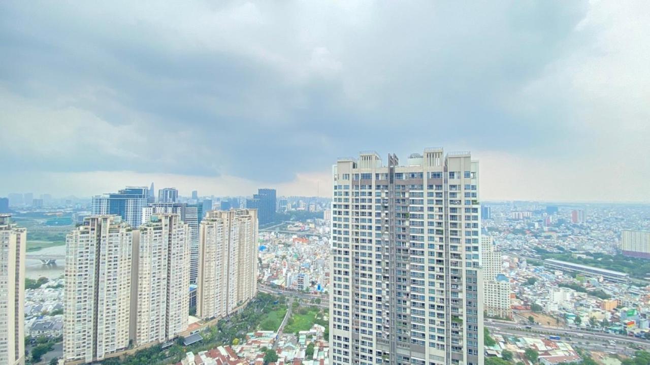 Apartment Cao House Saigon - Vinhomes Park
