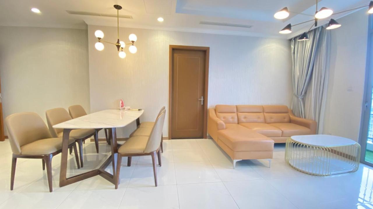 Apartment Cao House Saigon - Vinhomes Park Ho Chi Minh City