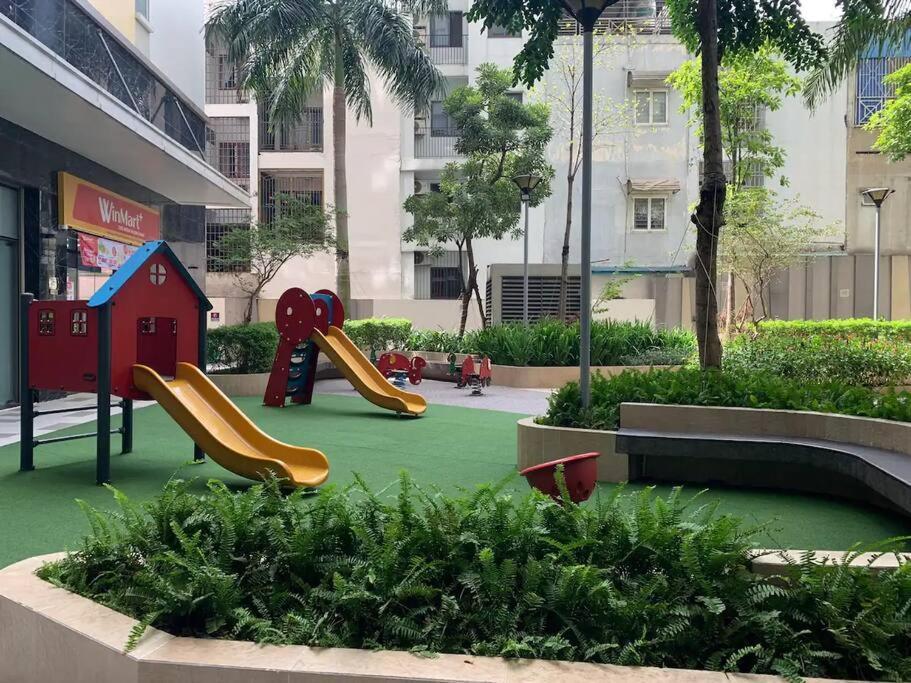 The Botanica - Near Airport - Very *