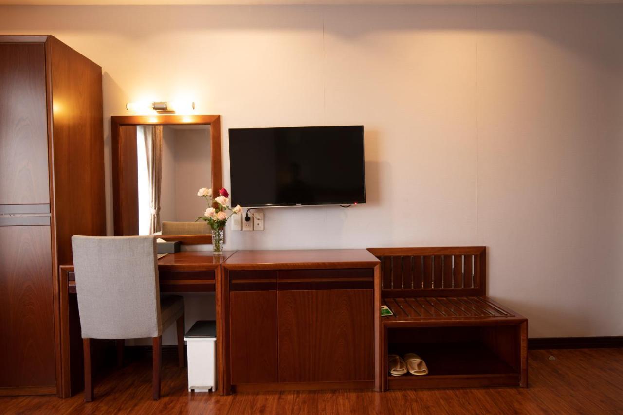 Hotel Aristo Saigon 4*