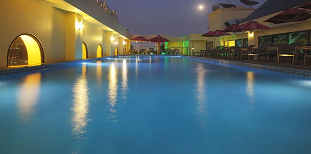 Hotel Merperle Crystal Palace