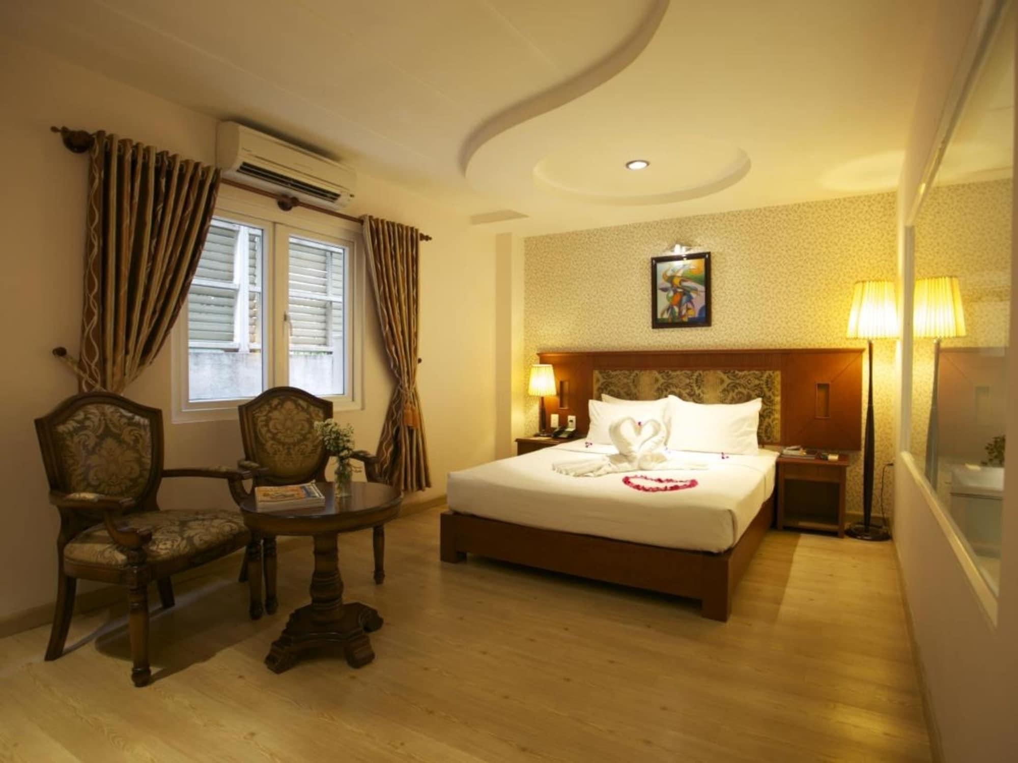 Hotel Sky Gem - Ben Thanh 4*