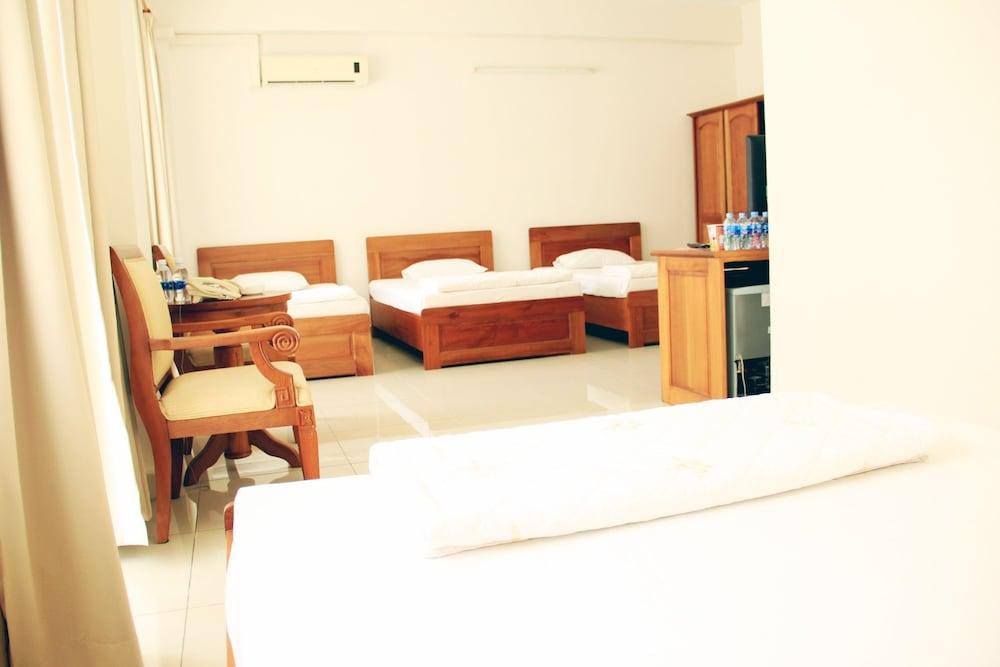 Tan Son Nhat 66a Hotel