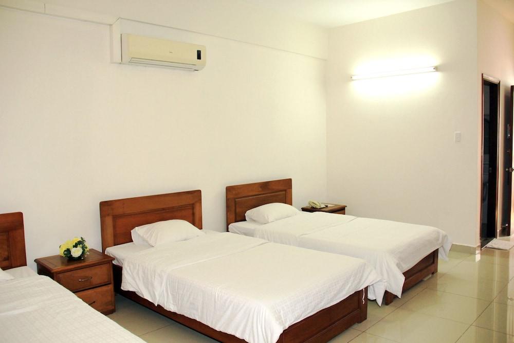 Tan Son Nhat 66a 3*