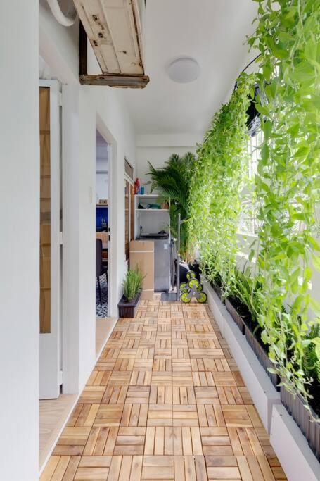 Modern, Cozy & Fully Equipped 2br In D4, 5m To D1 Ho Chi Minh City