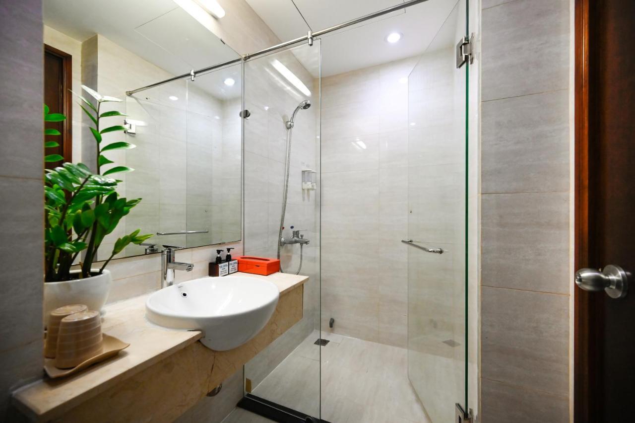 Pearl Hotel- Near Nguyen Hue Street Hotel 3*