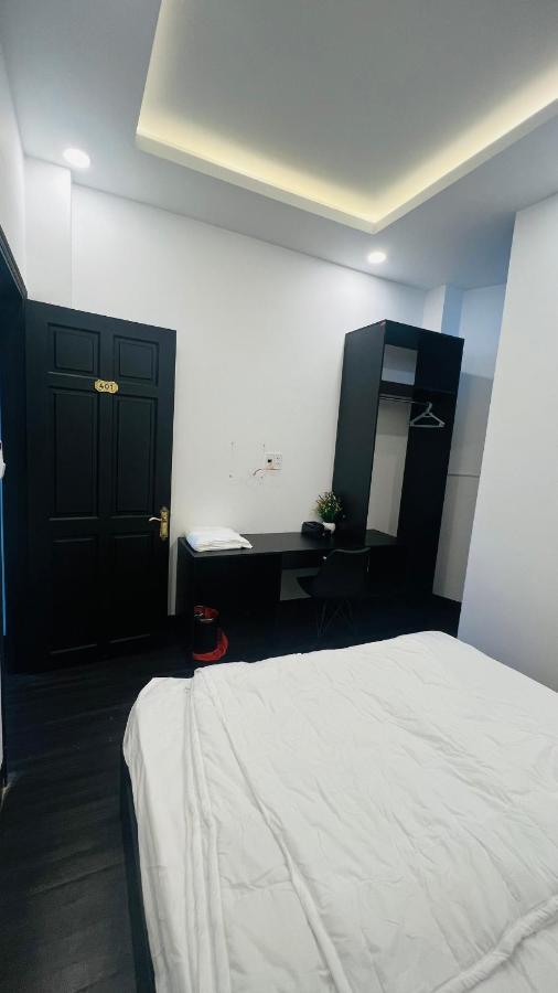 Khách sạn Hotel Victoria