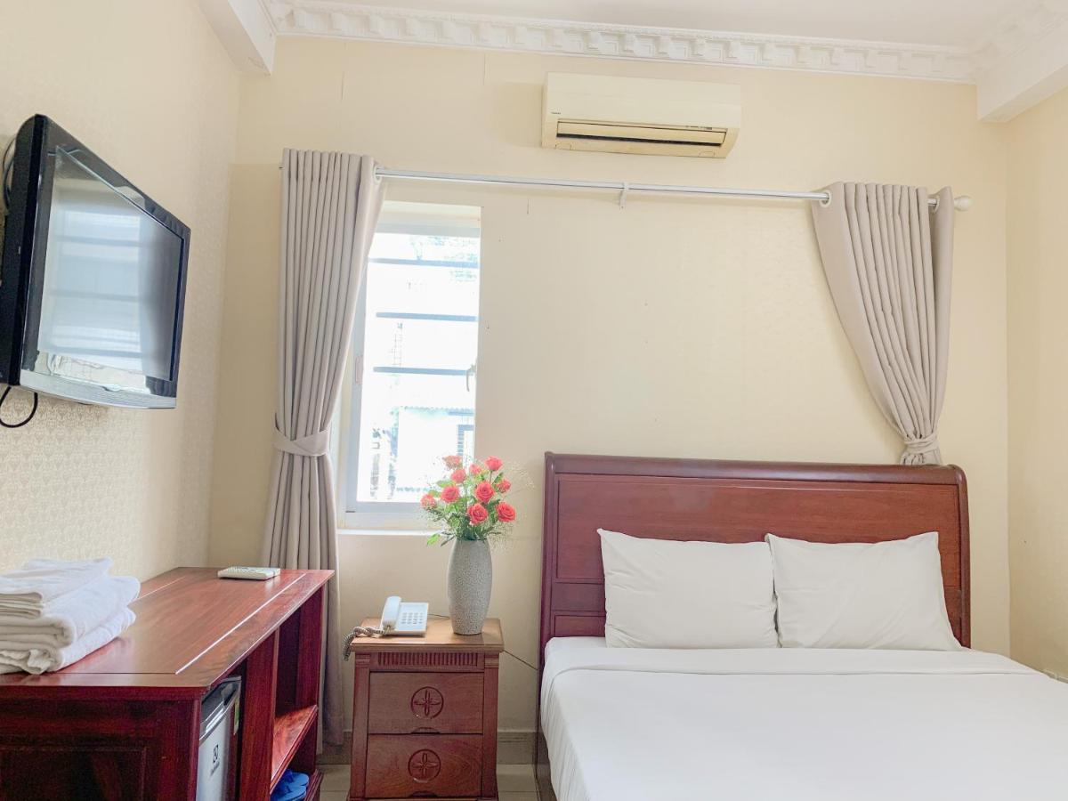 Red Sun Airport Saigon 3* TP. Hồ Chí Minh