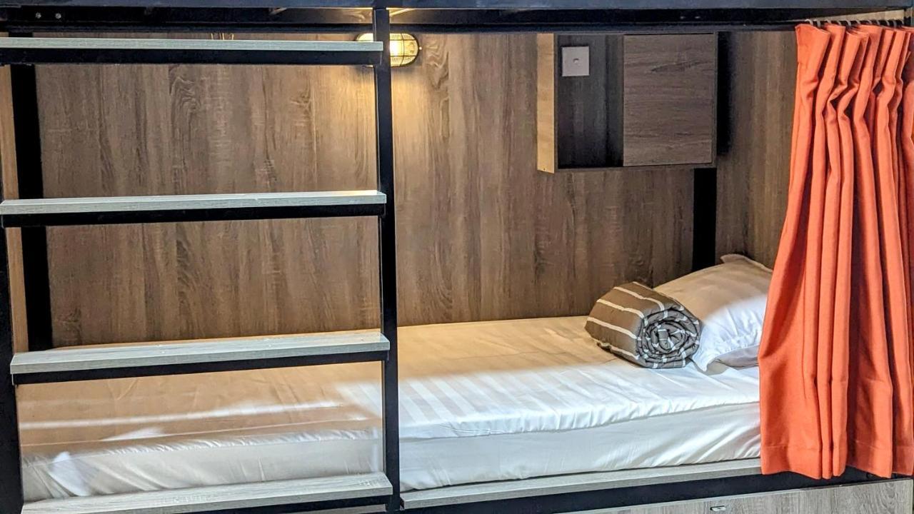 Base Backpackers Asrama