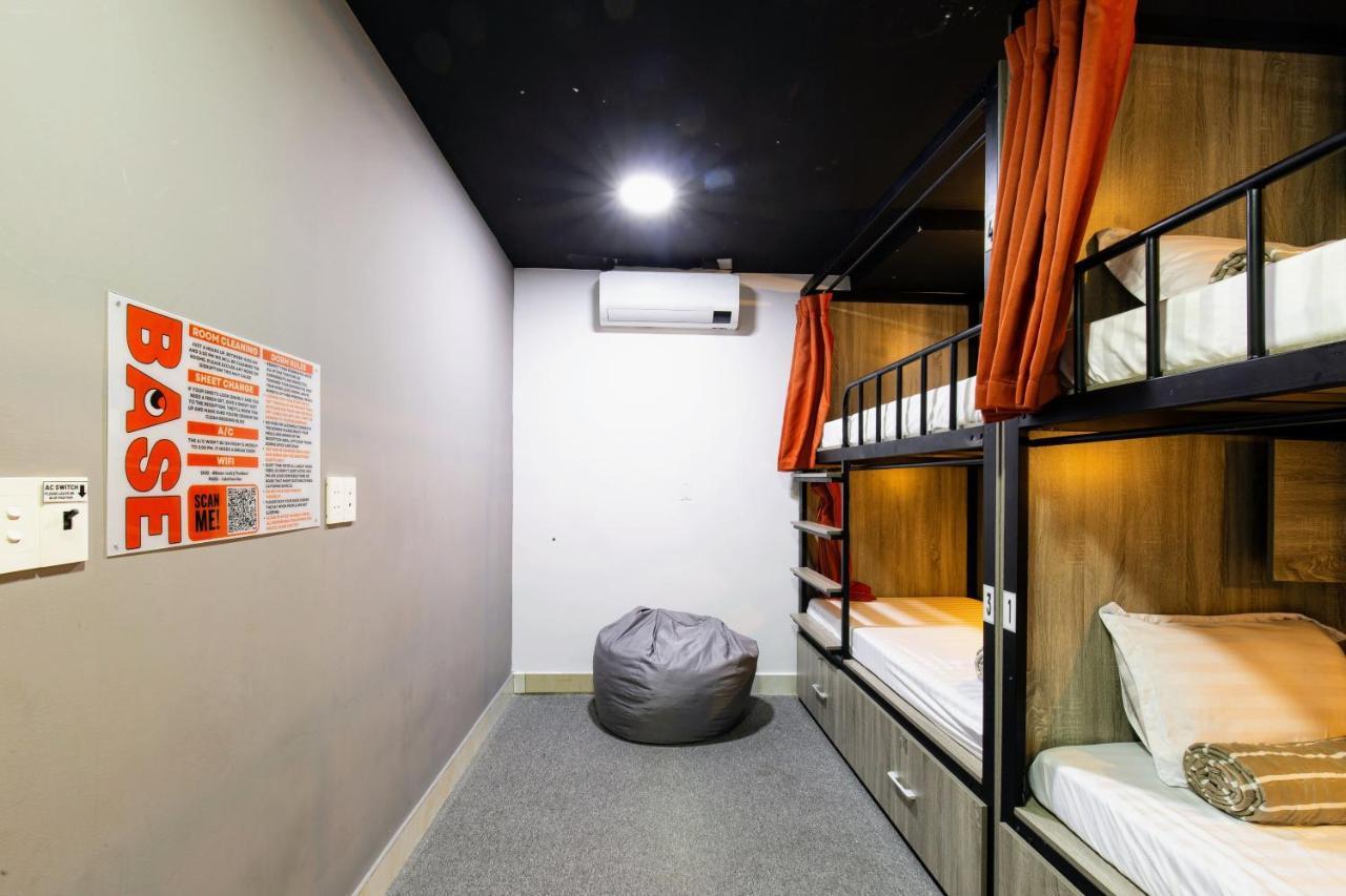 Base Backpackers *