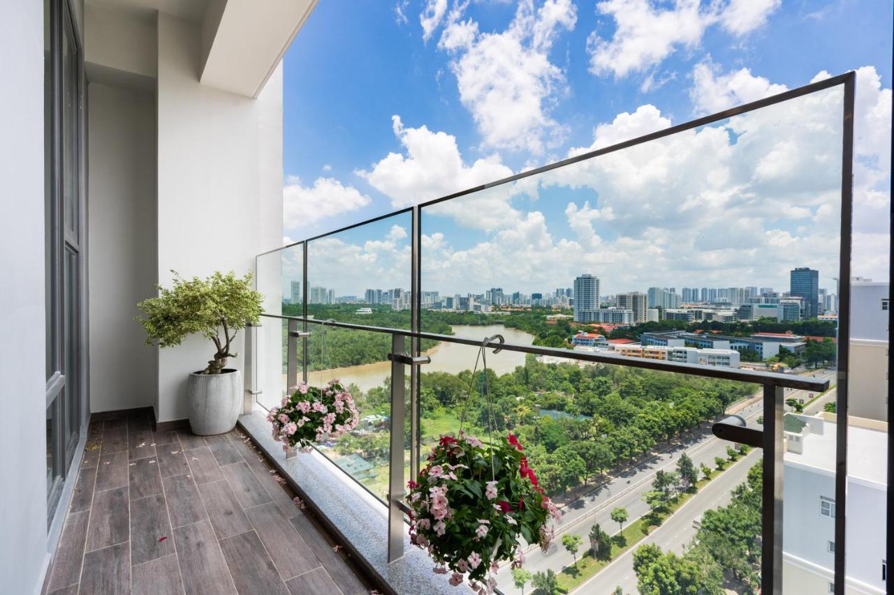 Convinia Luxury The Peak Midtown Aparthotel 5*