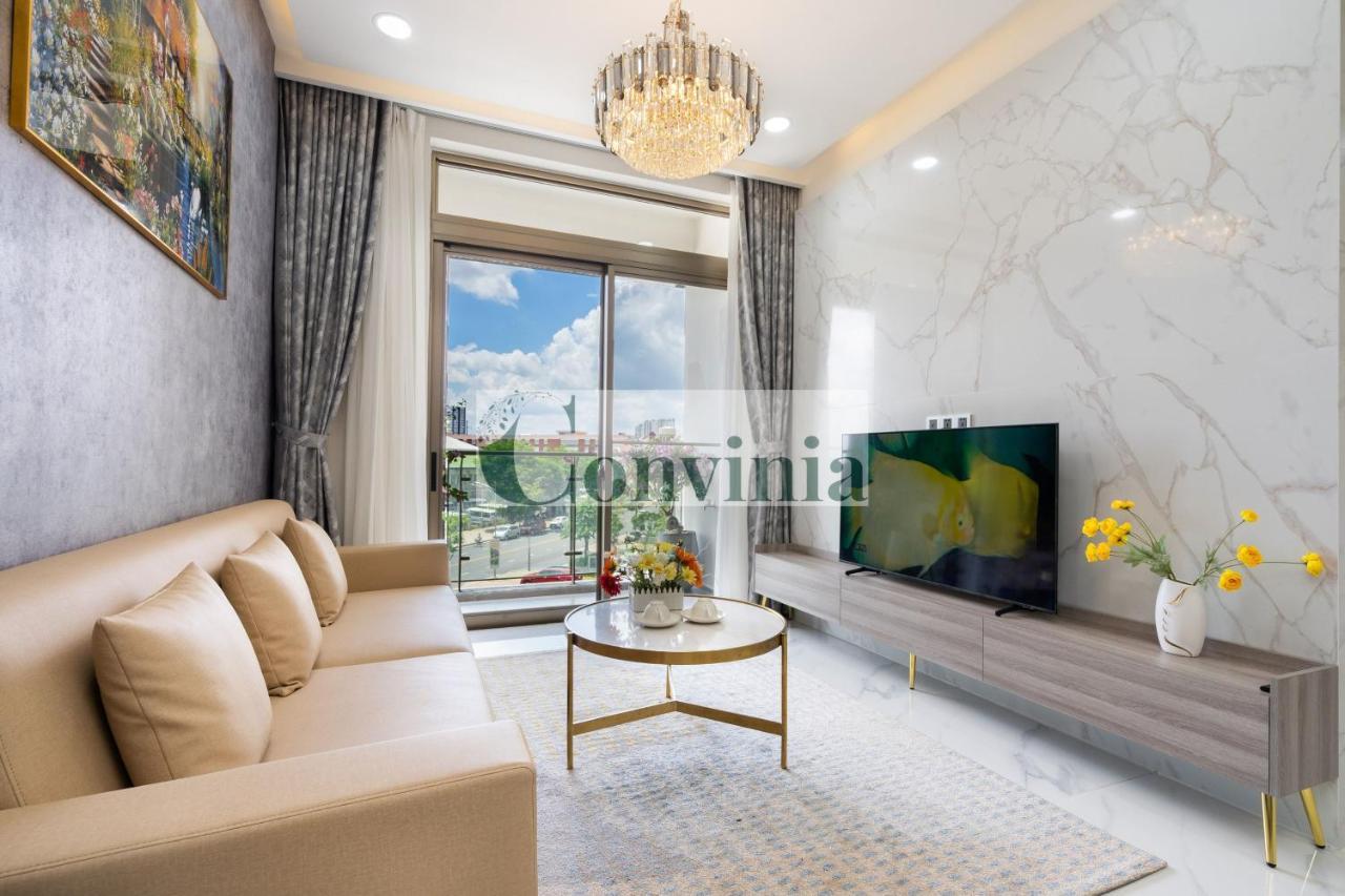Convinia Luxury The Peak Midtown Ho Chi Minh City