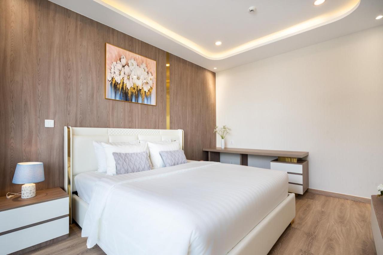 Convinia Luxury The Peak Midtown 5*
