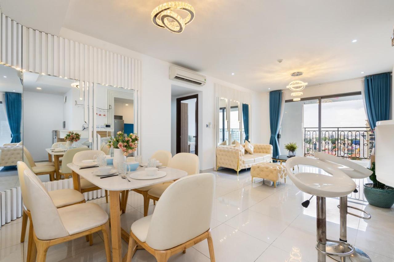 Saigon Royal 3 Bedrooms 4 Beds For 30 Nights Above