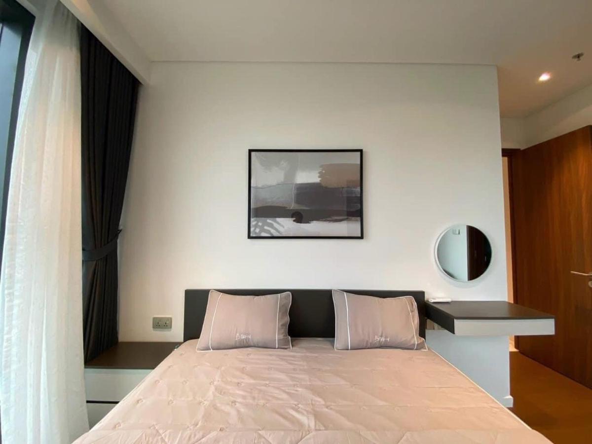 Apartment The Crest-central Saigon Riverside -free Pool-gym-sauna Room-yoga Ho Chi Minh City