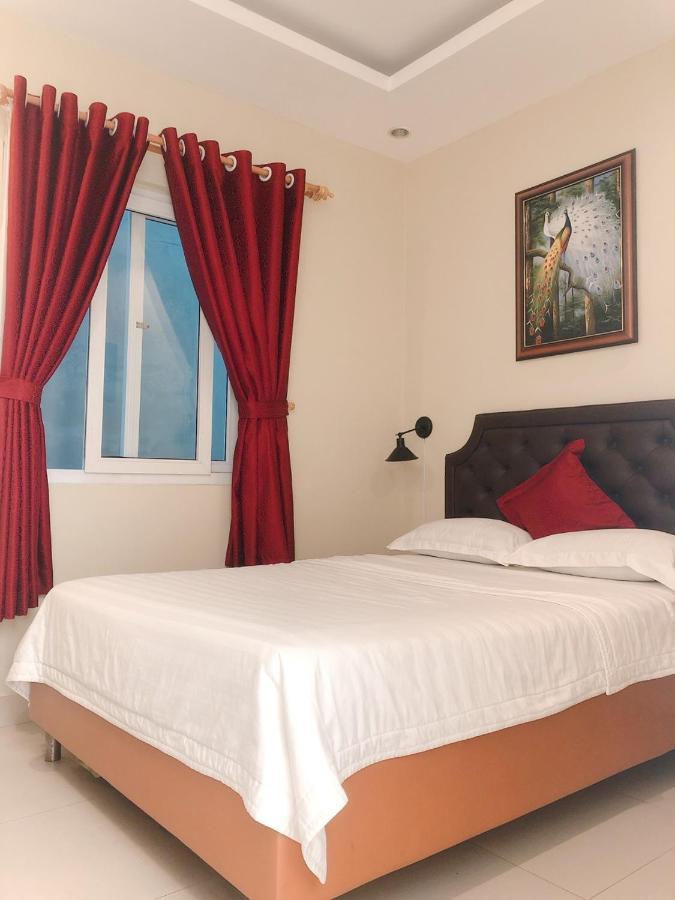Hotel Royal *