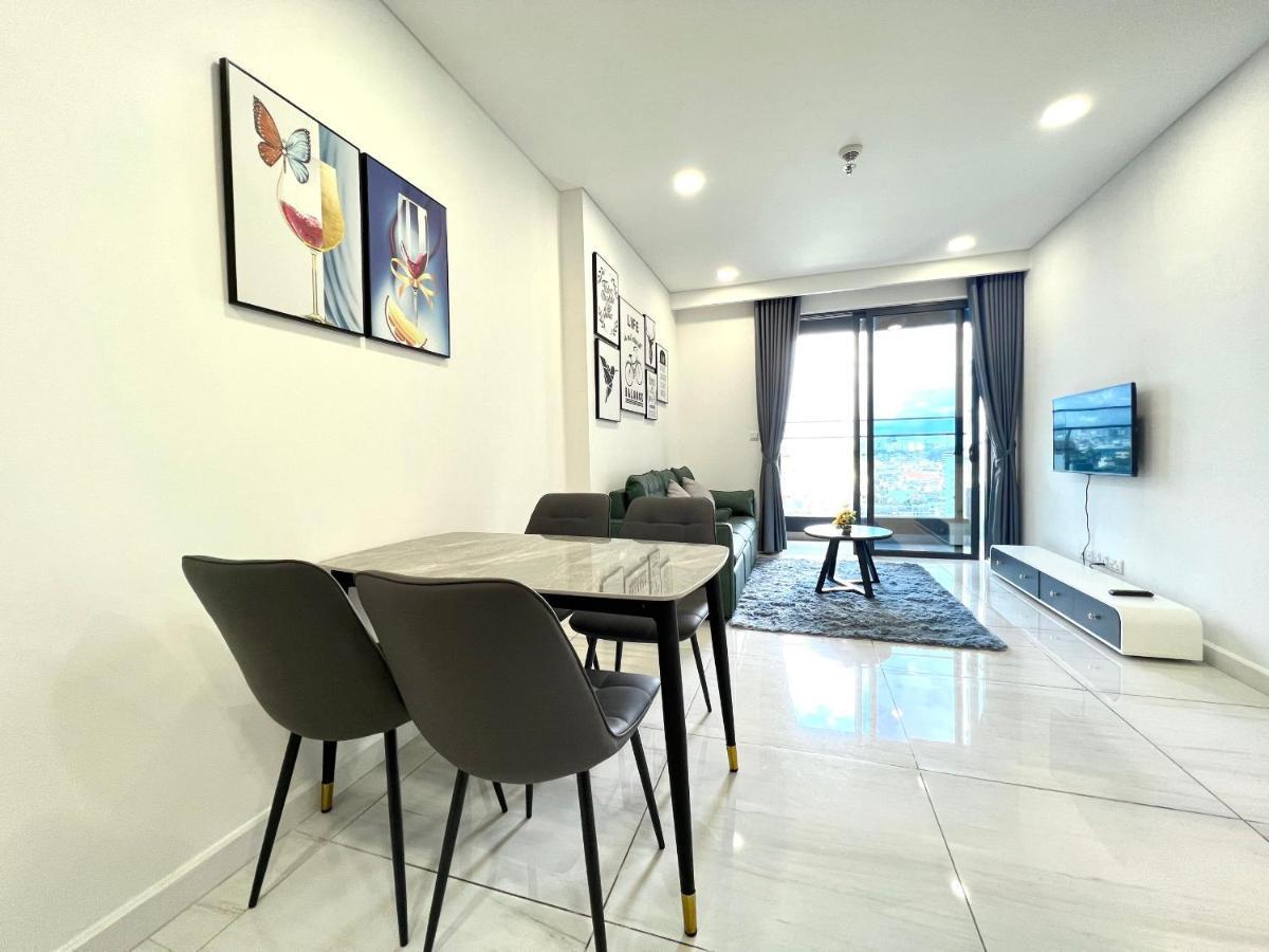 Apartment 2br In Kingdom101-district 10 Ho Chi Minh City