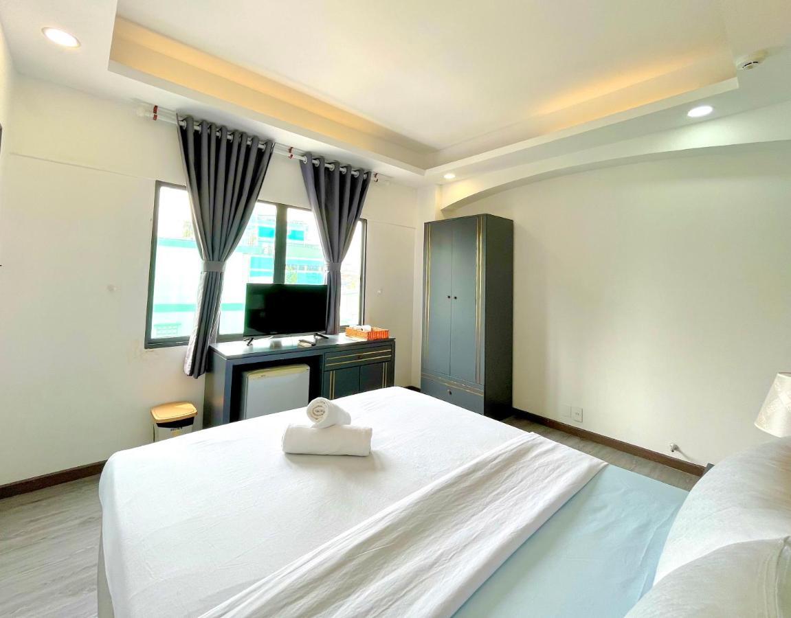 Hotel Indochine - 172 Nguyen Thai Binh 4*