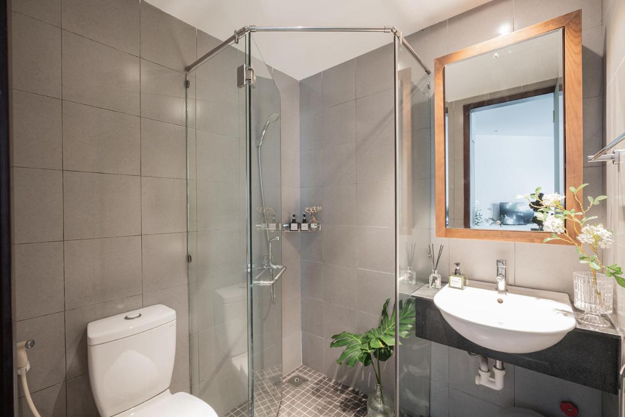 Express By M Village Thach Thi Thanh Hotel 3*