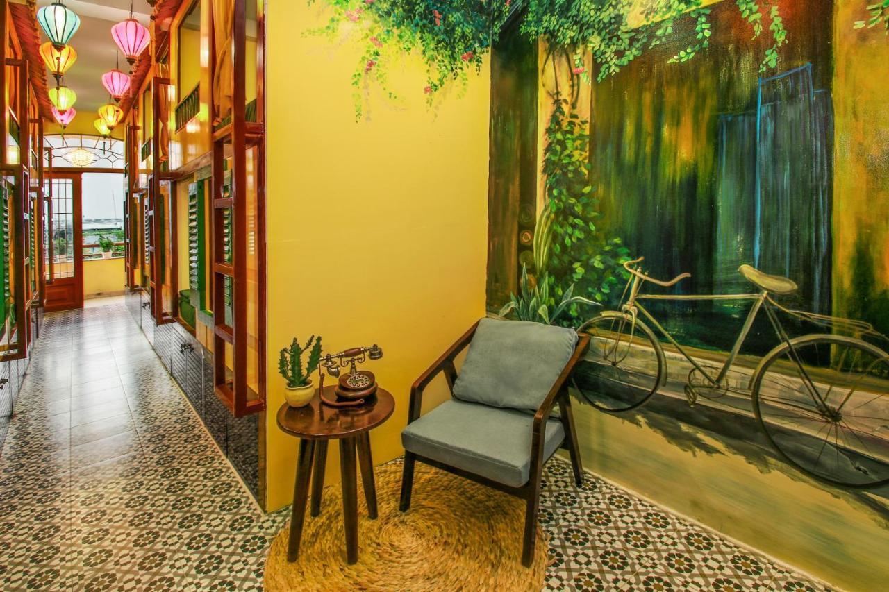 Grandma Lu's Saigon Bui Vien Hostel *