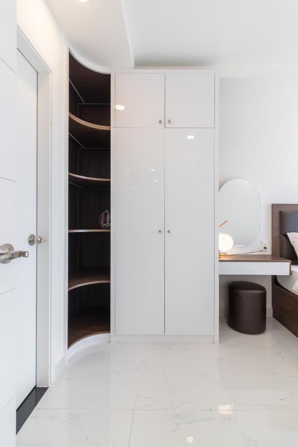 Apartment Luxury 2bd 2ba Terra Royal *