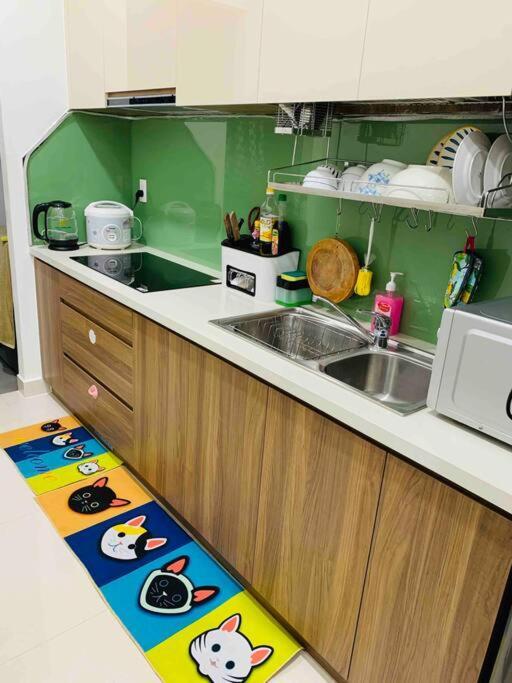 Q7 Riverside 2 Bed W River-view, Netflix & Pool TP. Hồ Chí Minh