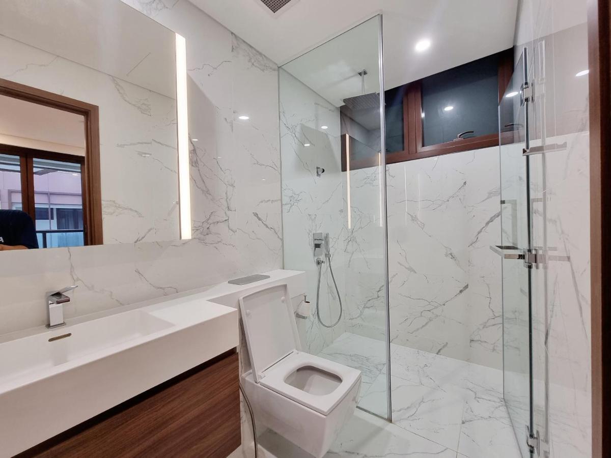 - Metropole 2br Quan 1 Quan 2 Ho Chi Minh City