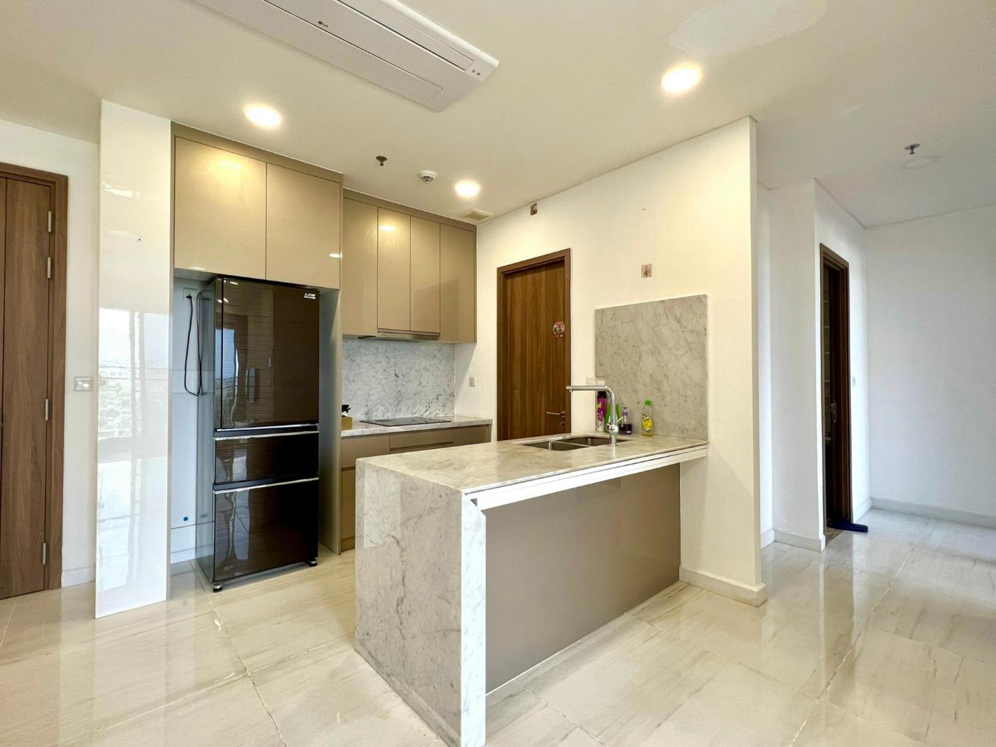Apartment 2br In Kingdom101-district 10 Ho Chi Minh City