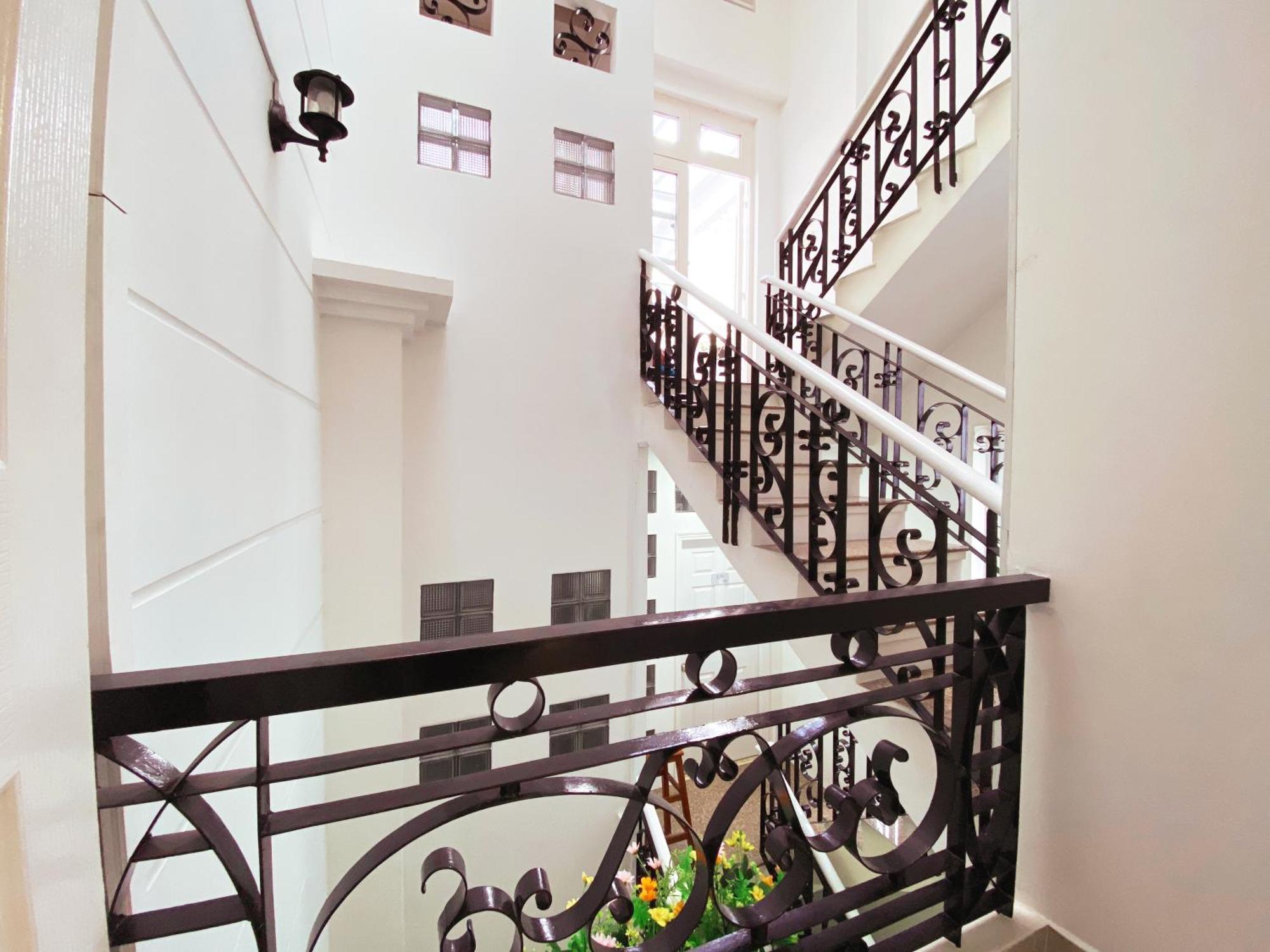 La Vie - Saigon Apartment *