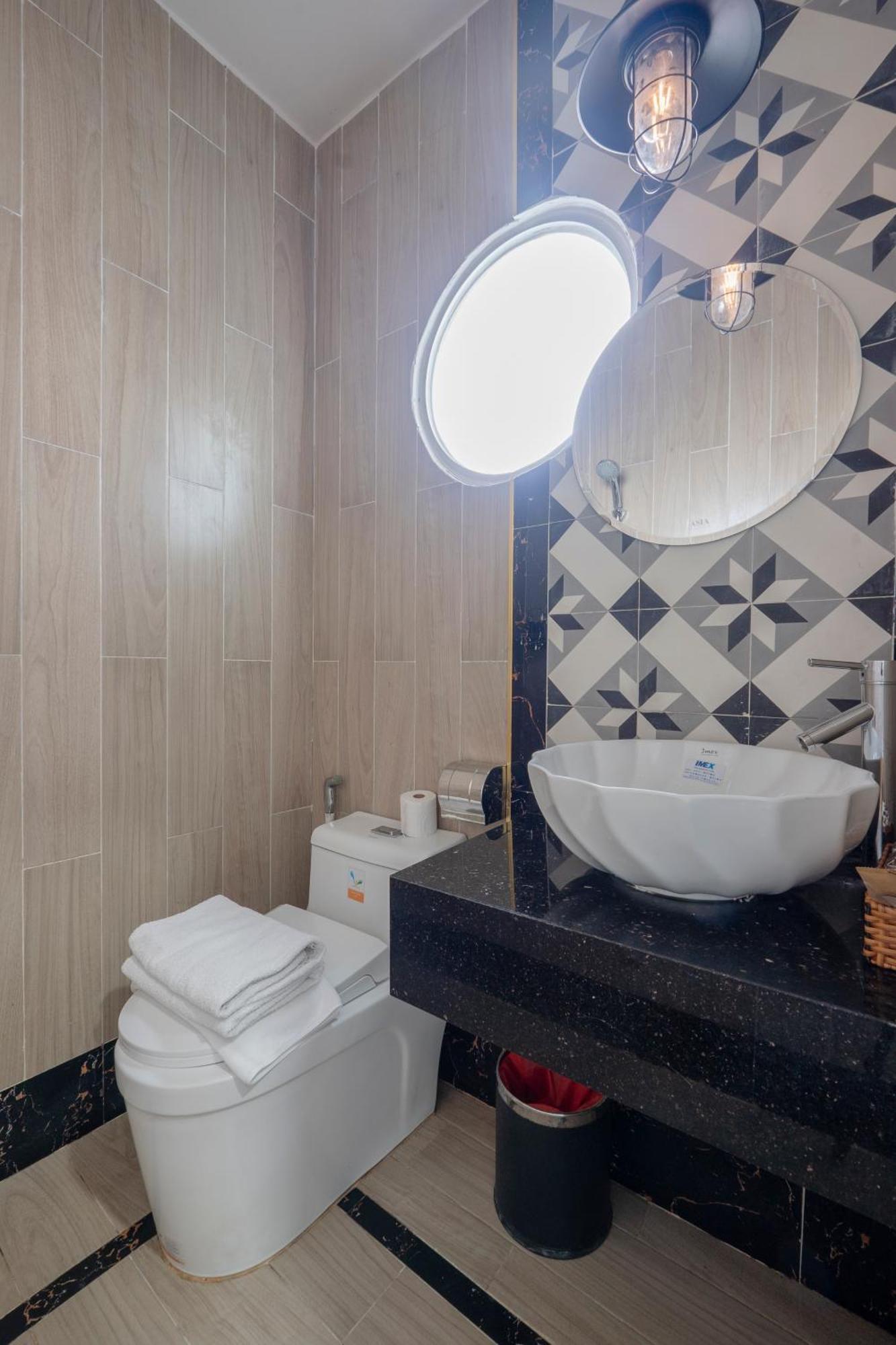 Mg Daisy Boutique Hotel 2*