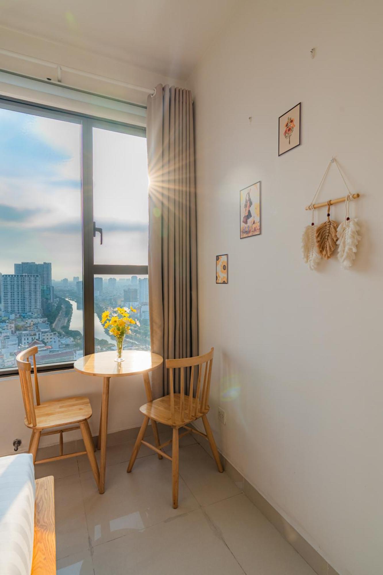 Studio River View-city View & Pool In Center - May *