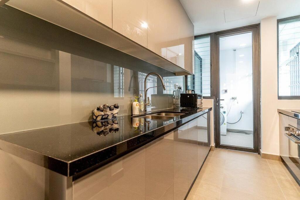 Apartment The Rixx Terrific Apartment@d1/pool/gym/sauna/kids