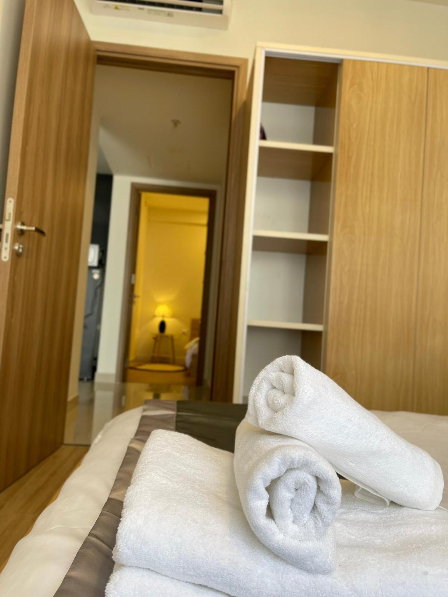 Dia - Soho Residence, District 1 Apartment *