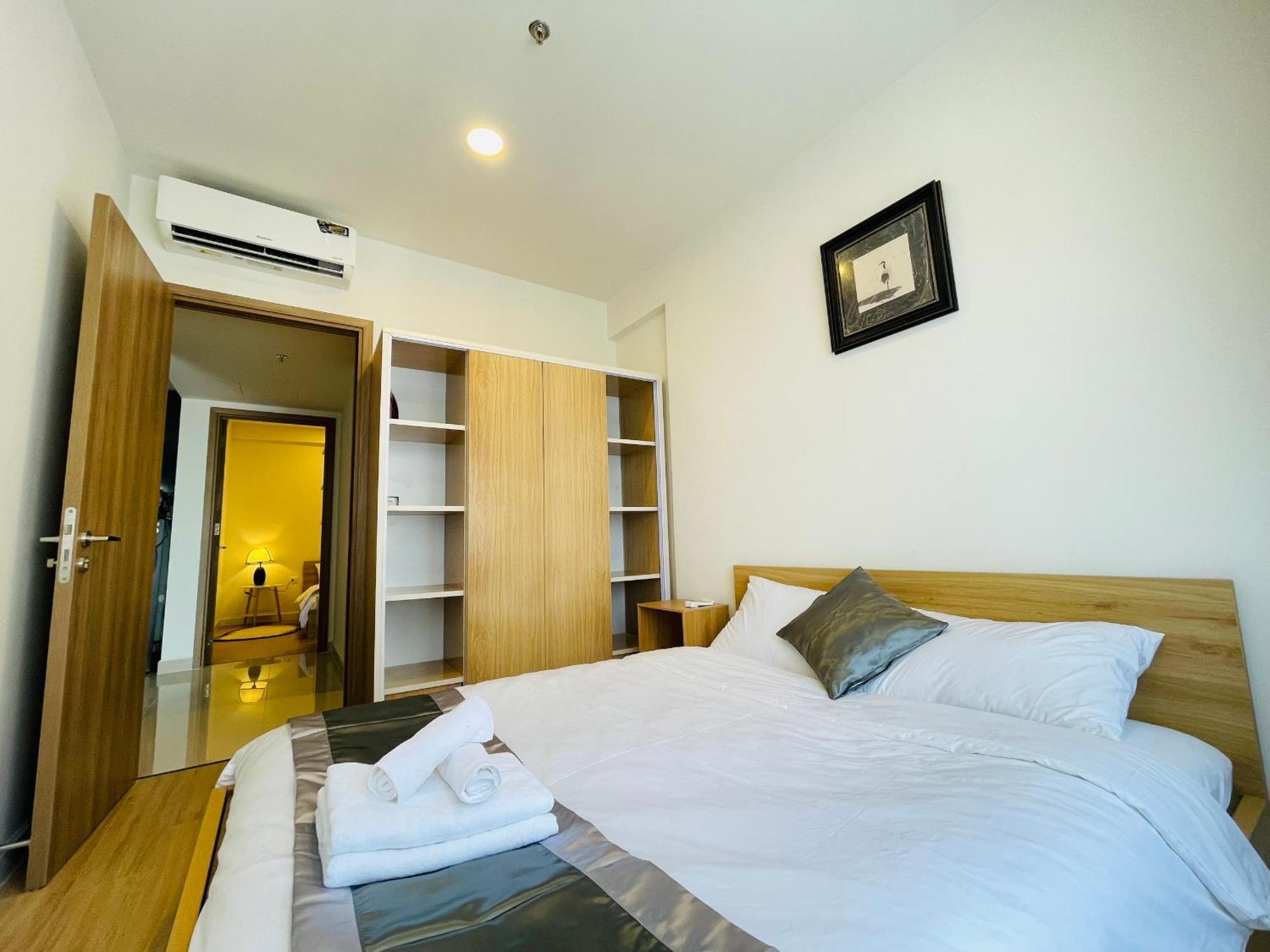 Apartment Dia - Soho Residence, District 1 *